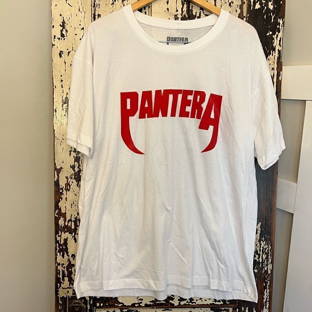 NWOT Pantera retro Band T-shirt. Size. 2XL.